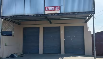 Loja comercial para locação frente para avenida em Porto Novo