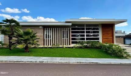 Residência Linear em Condomínio