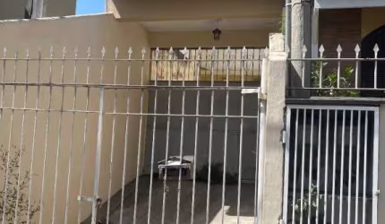Casa para , 3 quarto(s),  Vila Santa Cecília, Volta Redonda - VS.C52