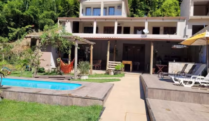 CHÁCARA COM 800m² MAIS TERRENO COM 600m² À VENDA EM SANTA RITA DE CASSIA - R11