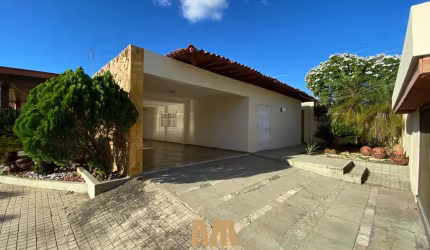 Casa Ampla à Venda Próximo ao Balão da UFPI - 780m² - Bairro Ininga | Teresina - PI