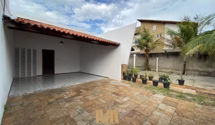 Casa com 450m² 03 Quartos à Venda no Ininga