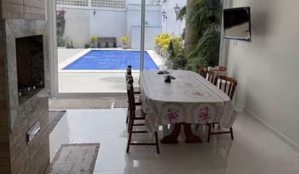 EXCELENTE OPORTUNIDADE NO LITORAL, SANTOS-SP!