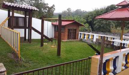 CHÁCARA PEQUENA 3 Quartos Mogi das Cruzes - SP - TAIAÇUPEBA