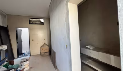 Casa com 3 suíte bairro e closet no Bairro  Interlago.