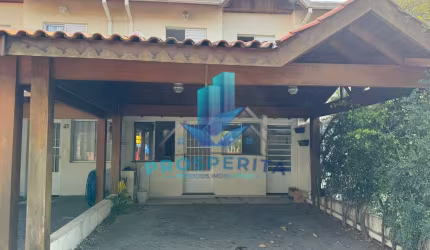 Villa Áppia - Casa em Condomínio na Granja Viana com 2 dorm + 2vagas cobertas por 3.512,00
