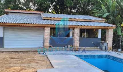 Linda Casa de Campo - EM FINALIZAÇÃO DE CONSTRUÇÃO - Com Piscina em L 7X3 com Prainha 2x2 - Mairinqui/SP