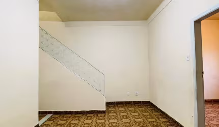 Casa única frente de rua 3 quartos e terraço - Penha
