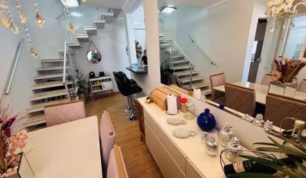 Apartamento mobiliado duplex na cobertura à venda na Vila Santana, em Mogi das Cruzes - SP