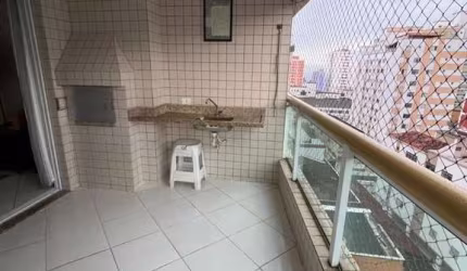 Apartamento à venda na Vila Tupi, em Praia Grande - SP