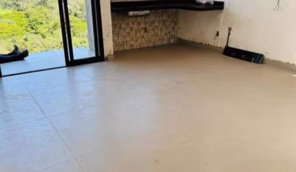 Casas em construção à venda na Vila São em Mogi das Cruzes - SP.