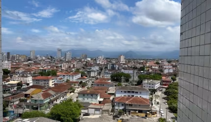 Apartamento a poucas quadras do mar! Oportunidade Única!