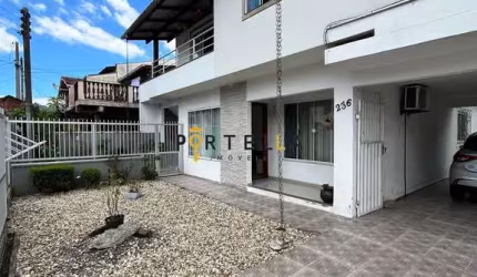Casa Sobrado em Dom Bosco, Itajaí/SC