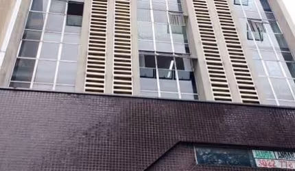 Sala comercial à venda na Rua Desembargador Westphalen, 295, Centro, Curitiba, 21 m2 por R$ 89.000