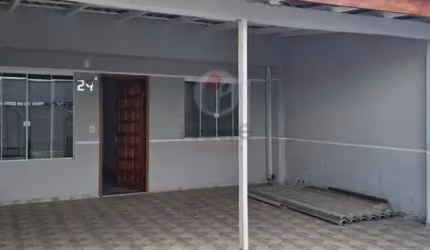 Casa com 4 quartos à venda na Rua Santa Regina, 24, Santa Terezinha, Fazenda Rio Grande por R$ 490.000