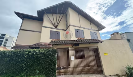 Ponto comercial para alugar na Rua Paranaguá, 524, Água Verde, Curitiba, 280 m2 por R$ 7.500