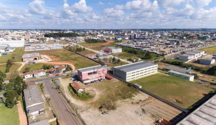 Terreno à venda na Rua Jatobá, 599, Eucaliptos, Fazenda Rio Grande por R$ 14.900.000