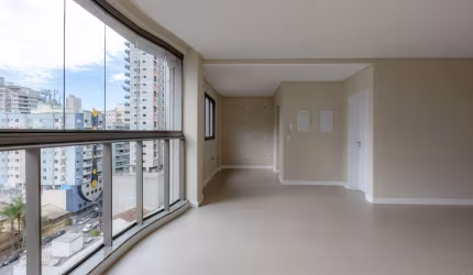 Apartamento Novo com 3 Suítes no Coração de Meia Praia – Itapema/SC
