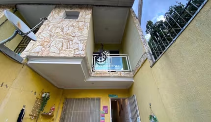 Venda Sobrado 240m² - Localização Privilegiada!