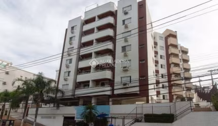 Apartamento com 3 quartos em Trindade - Florianópolis - SC