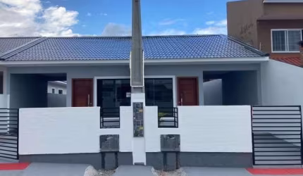 Casa com 3 quartos sendo 1 suíte em Forquilhas - São José - SC