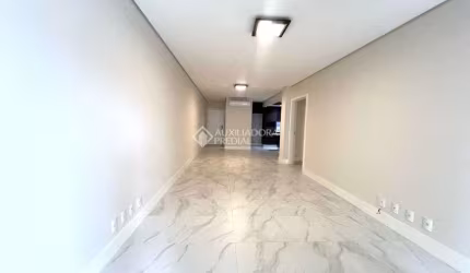 Apartamento com 3 quartos em Agronômica - Florianópolis - SC