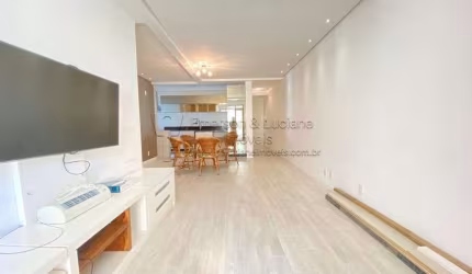 Amplo Apartamento com 3 quartos, sendo 1 suíte, 2 vagas e 1 hb, no João Paulo