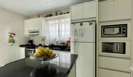 Casa com 3 quartos em Centro - Florianópolis - SC