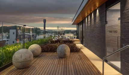 Apartamento com 4 quartos à venda na Rua dos Polvos, 74, Jurerê, Florianópolis por R$ 5.950.000