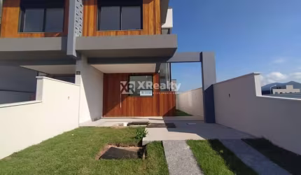 Casa com 3 quartos à venda na Rua José João Vieira, 300, Campeche, Florianópolis por R$ 1.625.000