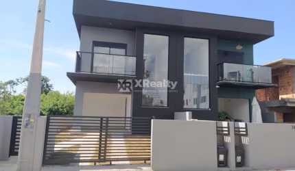 Casa com 3 quartos à venda na Rua Doutor Cláudio Américo Prates, 4, Campeche, Florianópolis por R$ 1.450.000