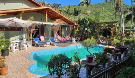 Casa comercial à venda na Rua Arnoldo da Costa Sabino, 150, Armação do Pântano do Sul, Florianópolis por R$ 2.590.000