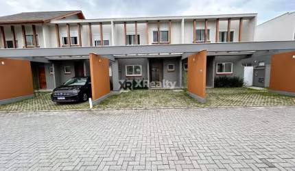 Casa em condomínio fechado com 3 quartos à venda na Rua Sagrado Coração de Jesus, 18, Morro das Pedras, Florianópolis por R$ 1.160.000