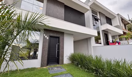 Sobrado à venda no Campeche – Florianópolis/SC 2 quartos