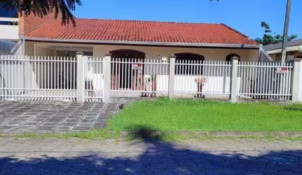 Casa para Venda em Guaratuba, Brejatuba, 4 dormitórios, 2 suítes, 4 banheiros, 5 vagas