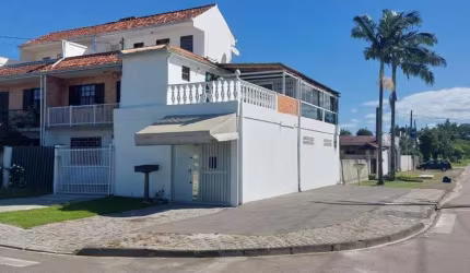 Sobrado para Venda em Guaratuba, Cohapar, 4 dormitórios, 1 suíte, 5 banheiros, 3 vagas
