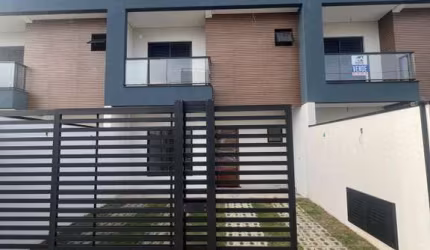 Sobrado para Venda em Guaratuba, Balneário Eliane, 3 dormitórios, 1 suíte, 3 banheiros, 2 vagas