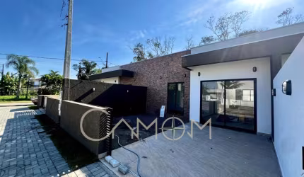 Casa para Venda em Guaratuba, Balneário Eliane, 2 dormitórios, 1 suíte, 1 banheiro, 2 vagas