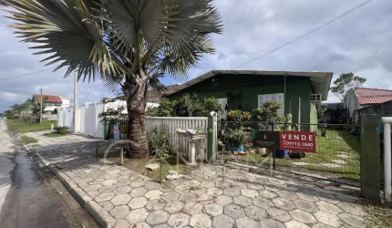 Casa para Venda em Guaratuba, Balneário Nereidas, 2 dormitórios, 1 banheiro, 3 vagas