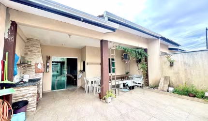 Casa para Venda em Guaratuba, Balneário Eliane, 2 dormitórios, 1 suíte, 1 banheiro, 4 vagas