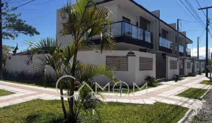 Sobrado para Venda em Guaratuba, Balneário Nereidas, 3 dormitórios, 1 suíte, 1 banheiro, 1 vaga