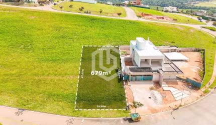 Terreno de 679m² no ALPHAVILLE JUNDIAÍ 1 por R$ 815.000