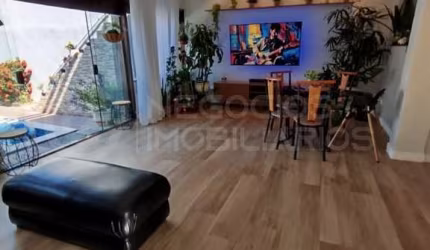 Casa para Venda em Rio de Janeiro, Pechincha, 5 dormitórios, 2 suítes, 4 banheiros, 3 vagas