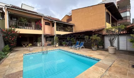 Casa em Condomínio para Venda em Rio de Janeiro, Freguesia (Jacarepaguá), 5 dormitórios, 4 suítes, 6 banheiros, 3 vagas