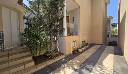 Casa em Condomínio para Venda em Rio de Janeiro, Pechincha, 3 dormitórios, 3 suítes, 5 banheiros, 2 vagas