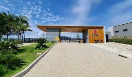 Excelente terreno em condomínio fechado, 205 m², Rio do Meio, Itajaí