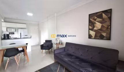 Excelente apartamento em andar alto, semi mobiliado à venda com 2 dormitórios, Dom Bosco, Itajaí