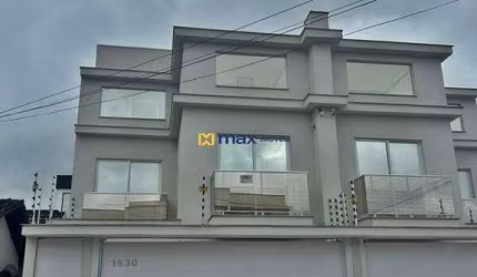 Venda: Casa Nova com 3 suítes no Centro de Balneário Camboriú