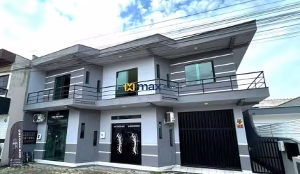 Venda: Casa Residencial e Comercial no centro, Navegantes -SC.