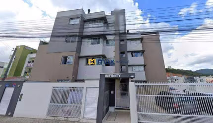 Excelente apartamento semi mobiliado com 2 quartos (1 suíte) à venda, Santa Regina, Camboriú